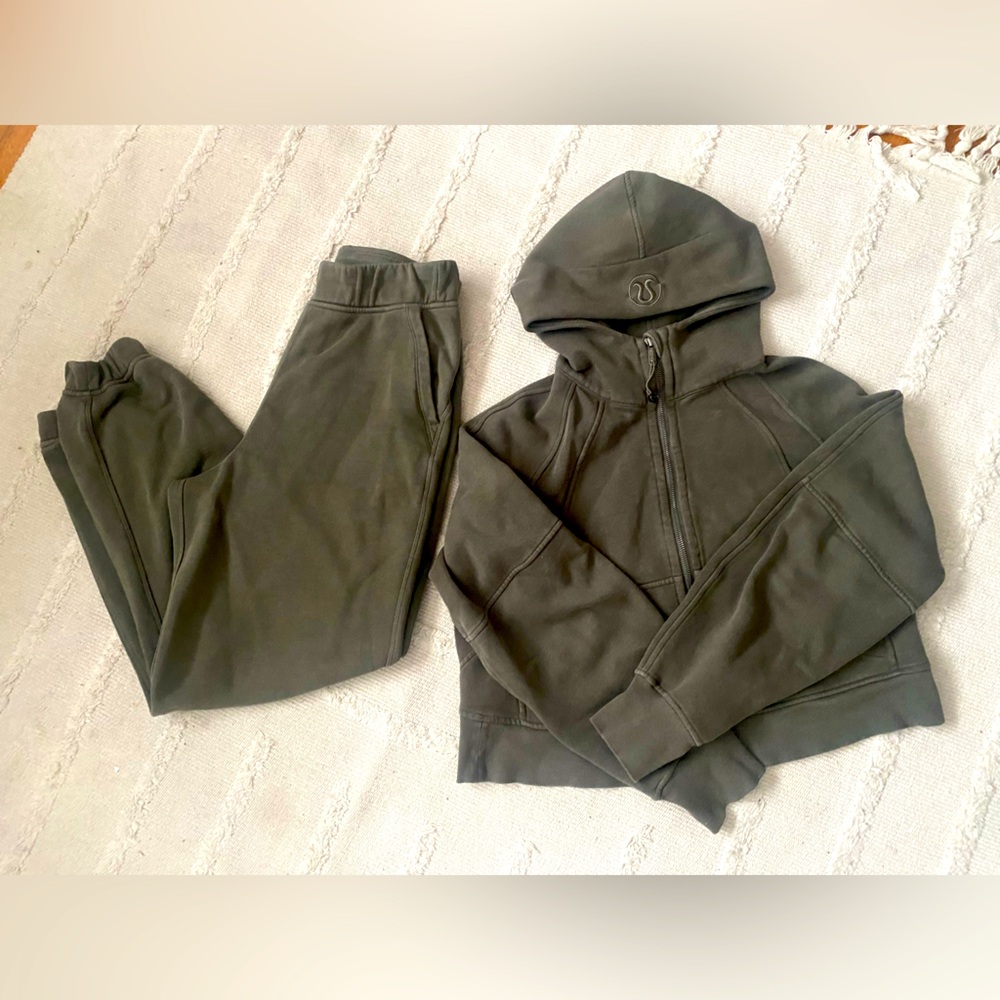Lululemon scuba sweatshirt/pants set - size 4